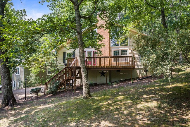 Building Photo - 2964 Hopkins Dr