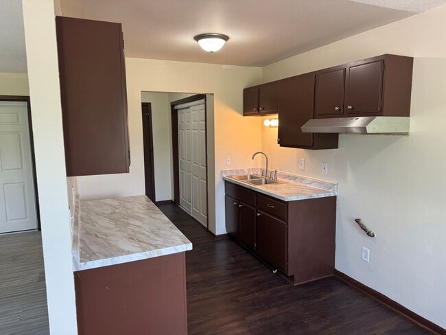 Building Photo - 3753 N Girard Ave