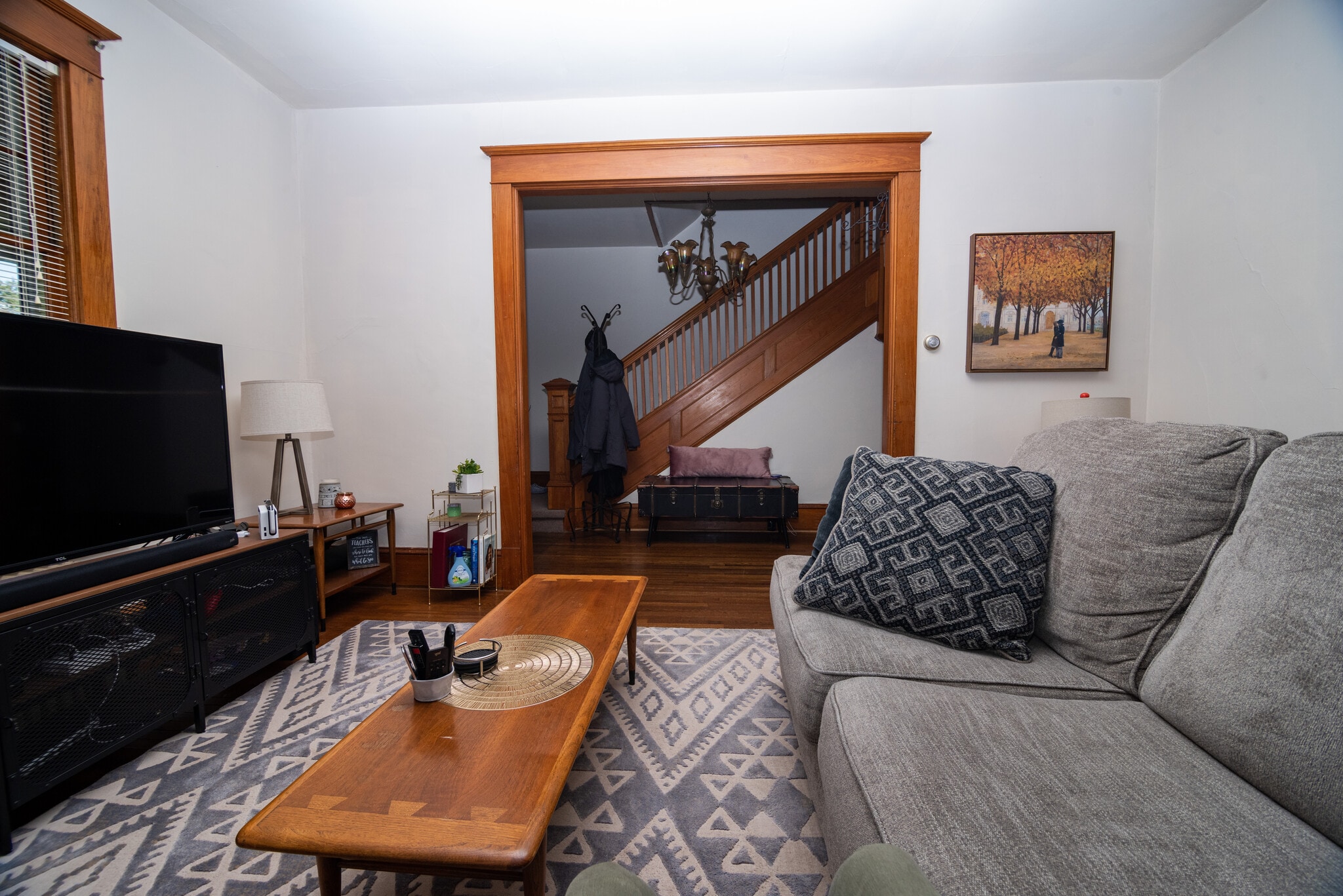 Building Photo - 308 E Linn St