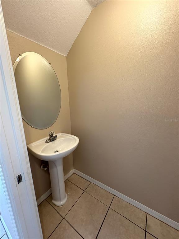Building Photo - 12010 Peach Grv Ct