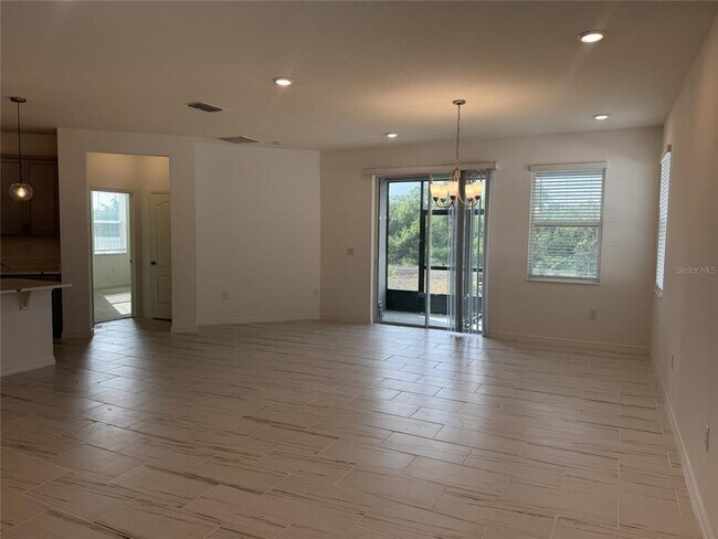 Building Photo - 279 Sunfish Dr