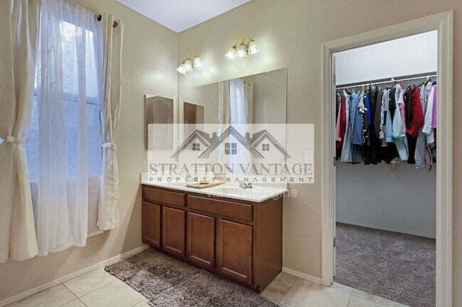 Building Photo - 7608 W St Kateri Dr