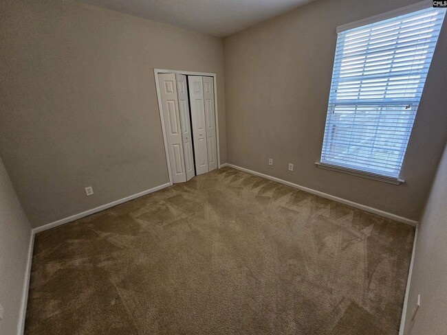 Building Photo - 430 Abbeydale Way