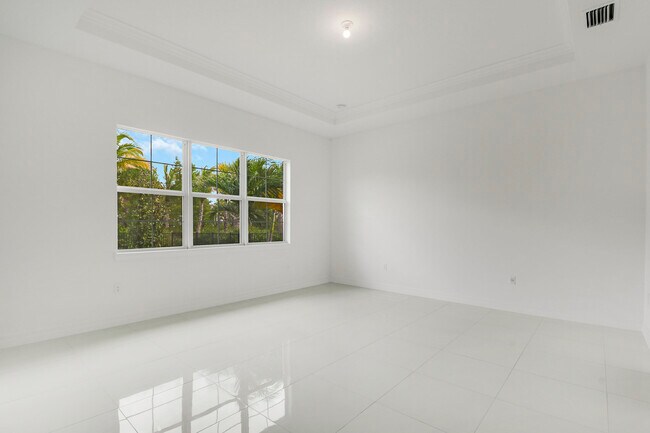 Building Photo - 10815 Stellar Cir