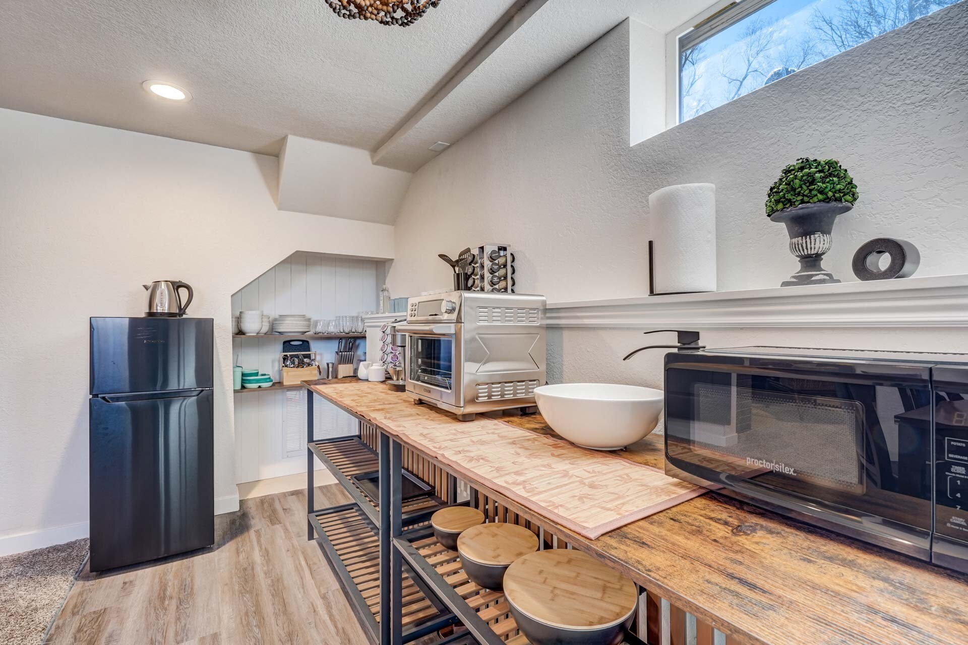 Building Photo - 2022 Woodburn St