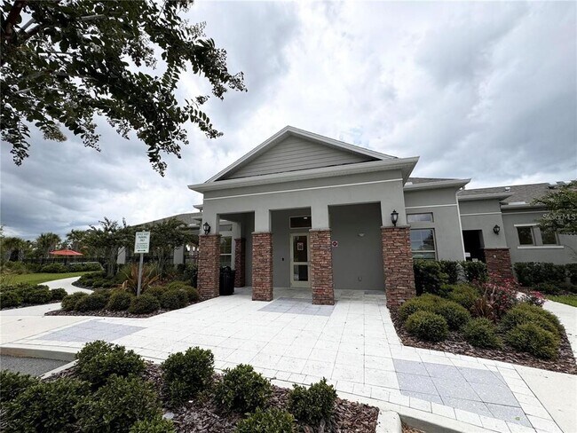 Building Photo - 2095 King Ranch St