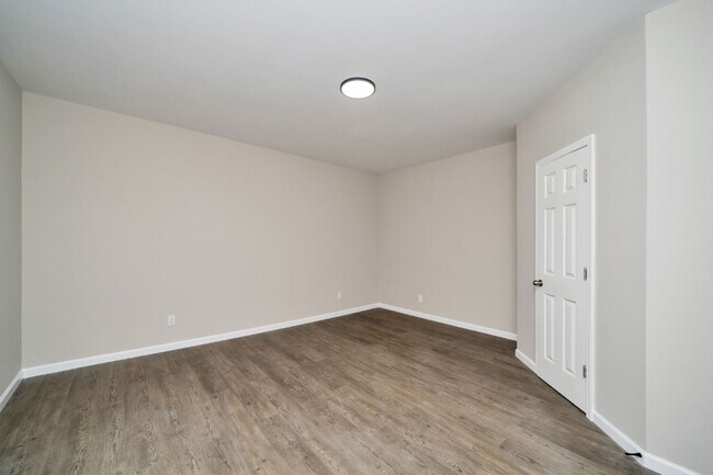 Building Photo - Beautiful New 4bd/2bath -Don’t Miss This!