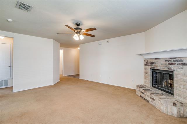 Building Photo - 2417 Buffalo Run