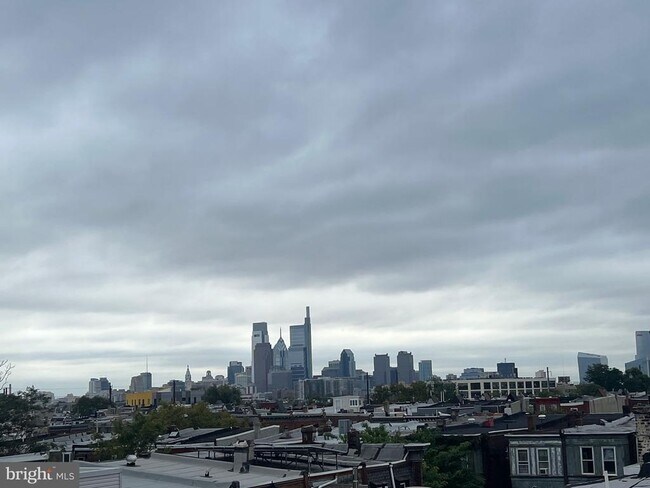 Building Photo - 1829 N 33rd St