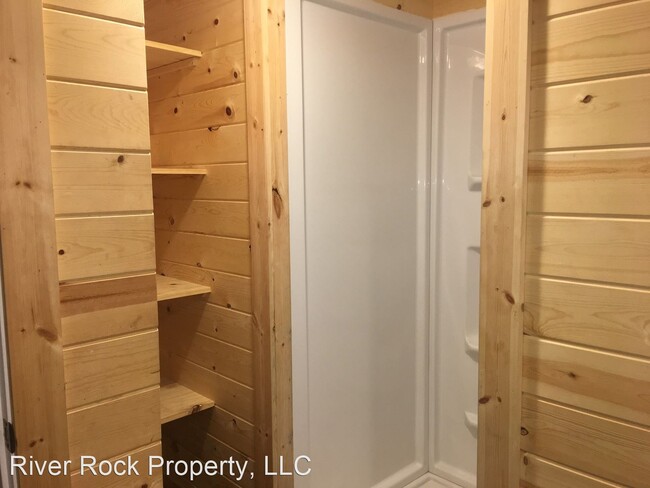 Building Photo - 4 br, 2 bath House - 625 2nd Avenue West