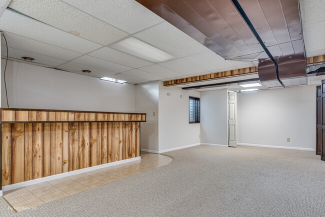Building Photo - 2031 Westridge Blvd