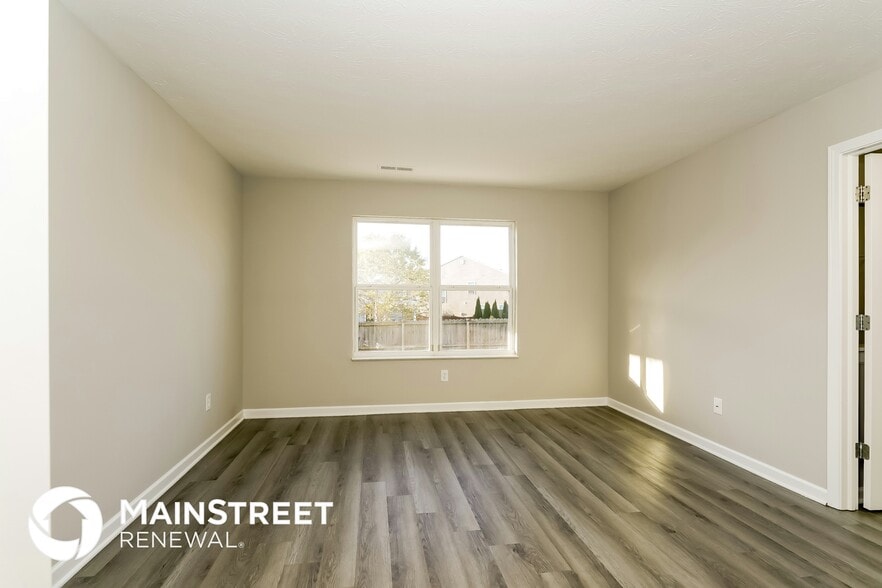 Building Photo - 3403 Enclave Ln