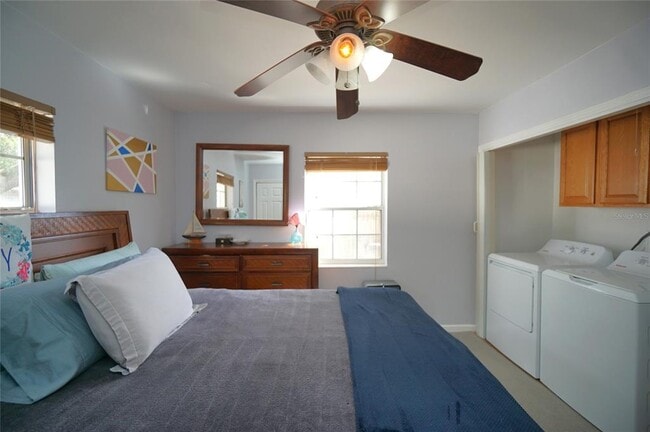 Building Photo - 5611 N McKay Ave