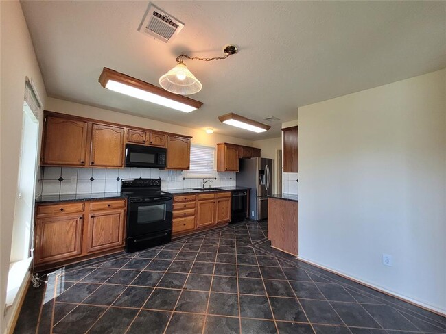 Building Photo - 1904 Timber Creek Dr