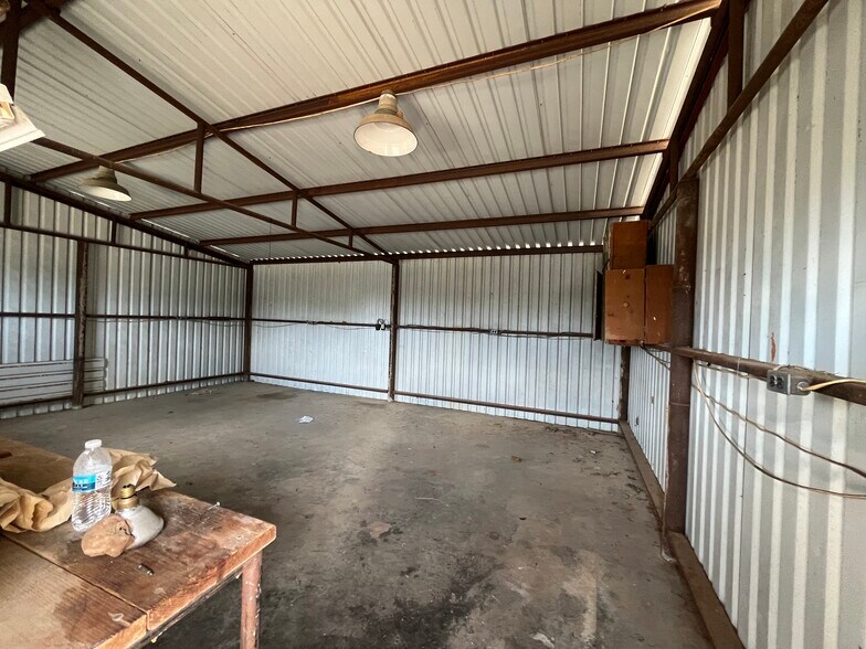 Building Photo - 2197 County Road 244