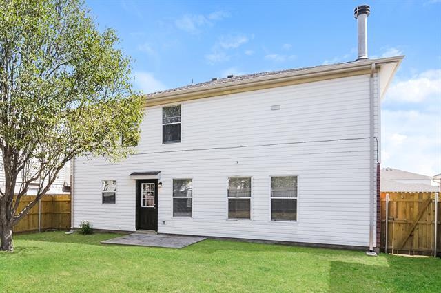 Building Photo - 8768 Stonebriar Ln