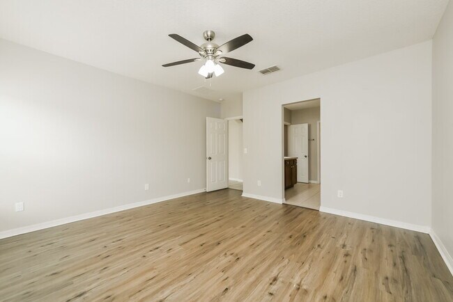 Building Photo - 3040 Morton Way