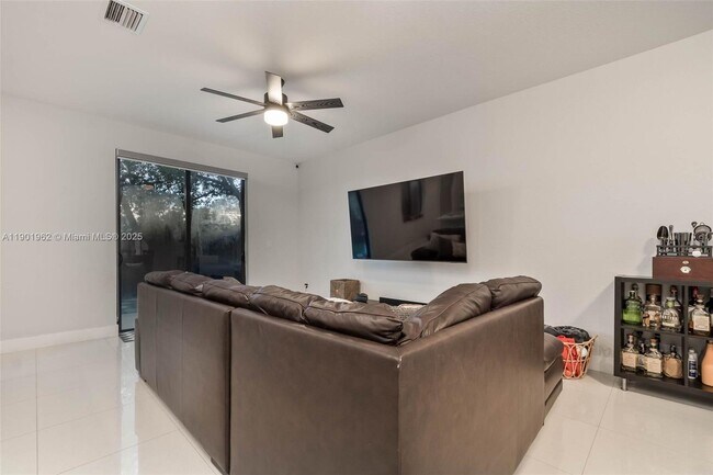 Building Photo - 2430 SW 145th Pl