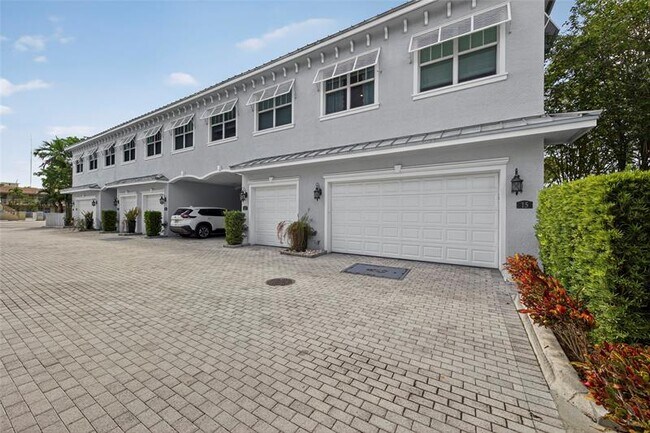 Building Photo - South Florida Excellent Rental - 1 month FREE!!!