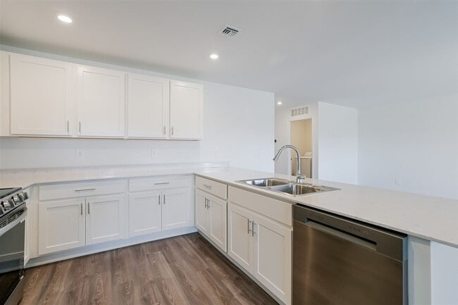 Building Photo - Brand New 4 Bedroom, 2 Bath Home! Never Been Lived In!