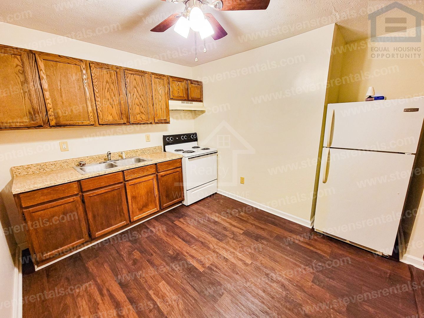 Building Photo - 62 Bybee Woods Dr