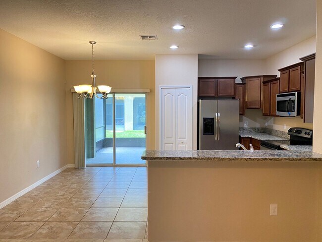 Building Photo - 2813 Lantern Hill Ave