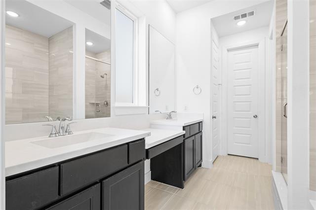 Building Photo - 1136 Saddle Ridge Dr