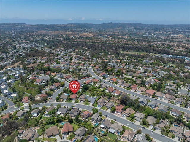 Building Photo - 28501 El Sur