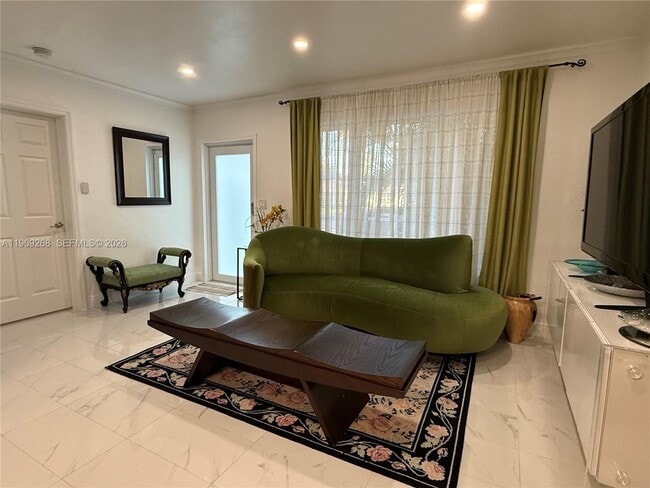 Building Photo - 12 NW 91st St