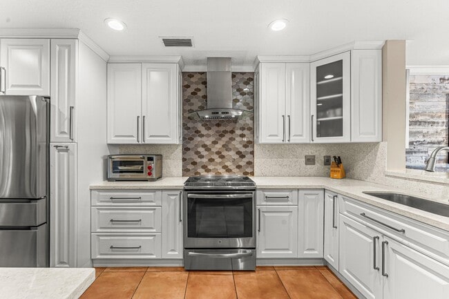 Building Photo - 5218 Windsor Parke Dr