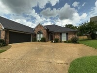 Building Photo - 103 Canter Cove