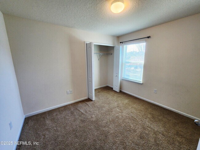 Building Photo - 99 Bush Pl