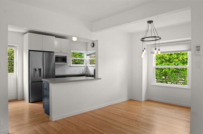 Building Photo - 10944 Aletta Ave