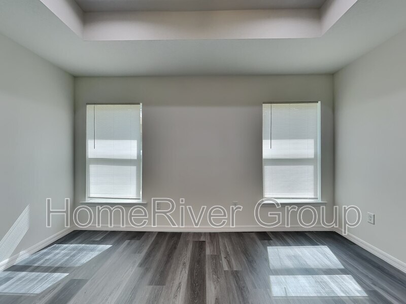 Building Photo - 129 Redwood Rd