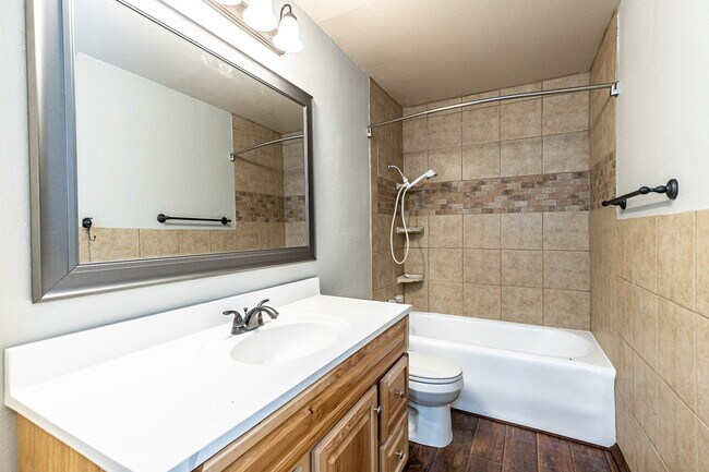 Building Photo - Cute 2/2 With Tons of Space, Minutes from Texas Tech!