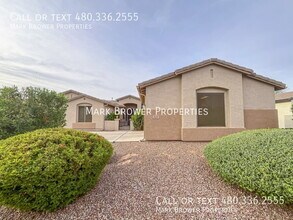 Building Photo - 3057 E Blue Ridge Pl