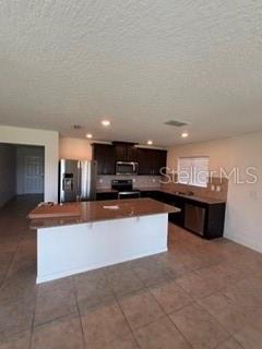 Building Photo - 275 Lake Lucerne Way