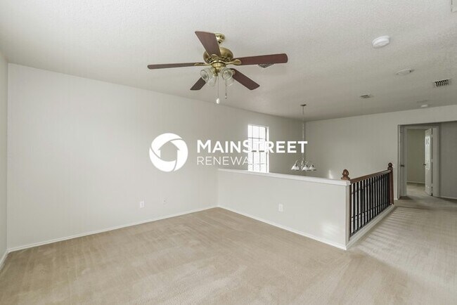 Building Photo - 4 Bedroom Pet-Friendly Home in FORT WORTH,...