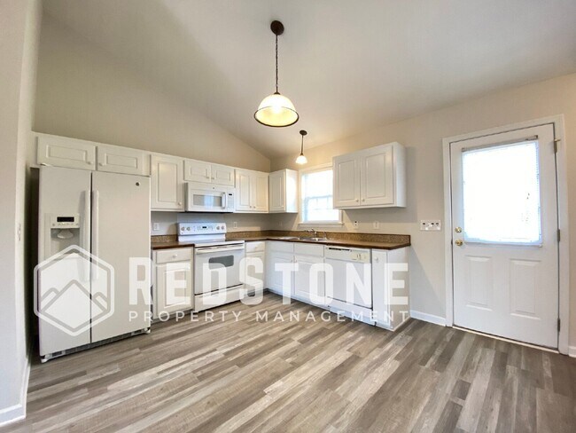 Building Photo - 3903 Johns Creek Dr