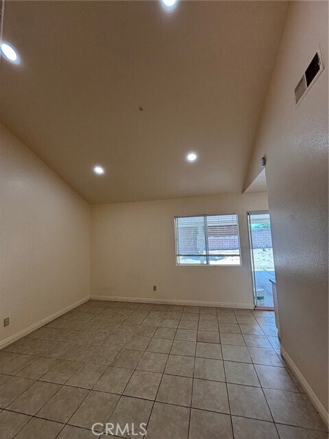 Building Photo - 9744 Lime Ave