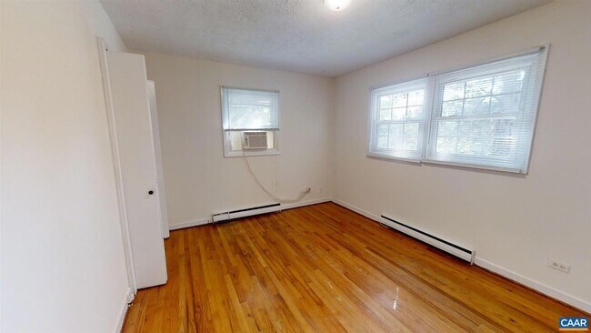 Building Photo - 1107 River Ct