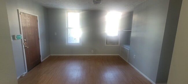 Building Photo - 4528 Brown St