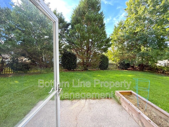 Building Photo - 10016 Heatherly Ct