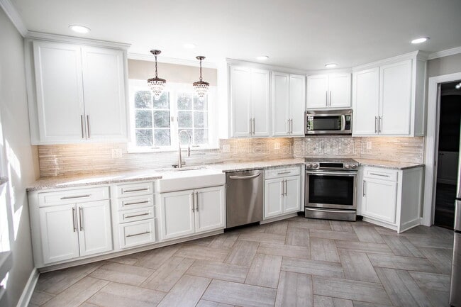 Building Photo - 7205 Canmore Ln NW