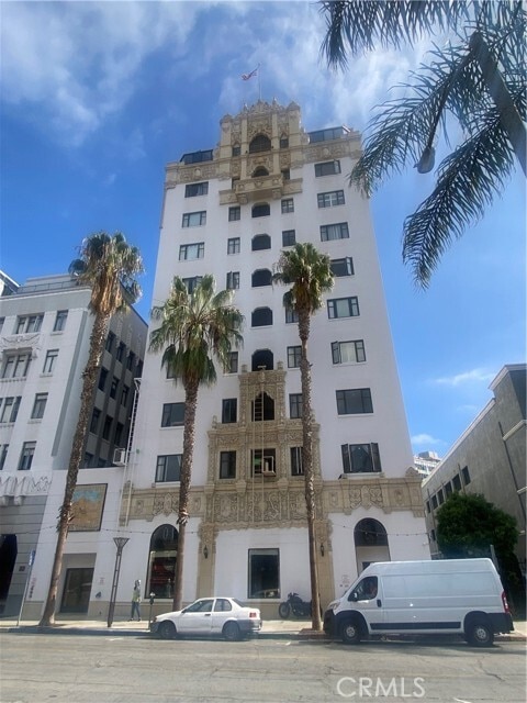 Building Photo - 140 Linden Ave