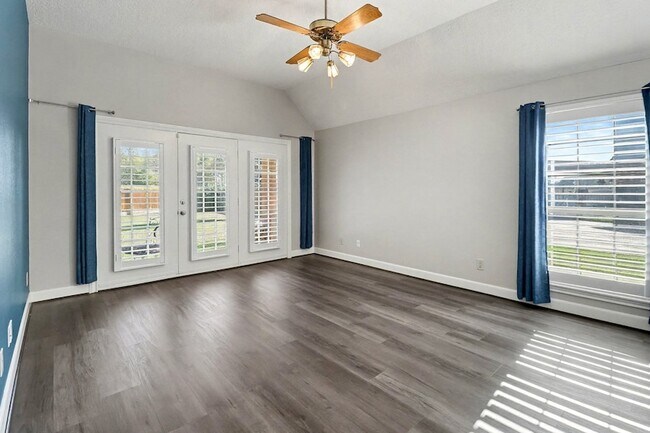 Building Photo - 1402 Copperfield Ct