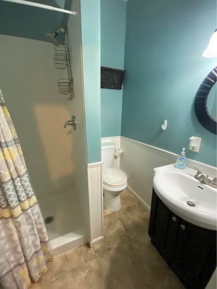 Building Photo - 425 Carlisle St