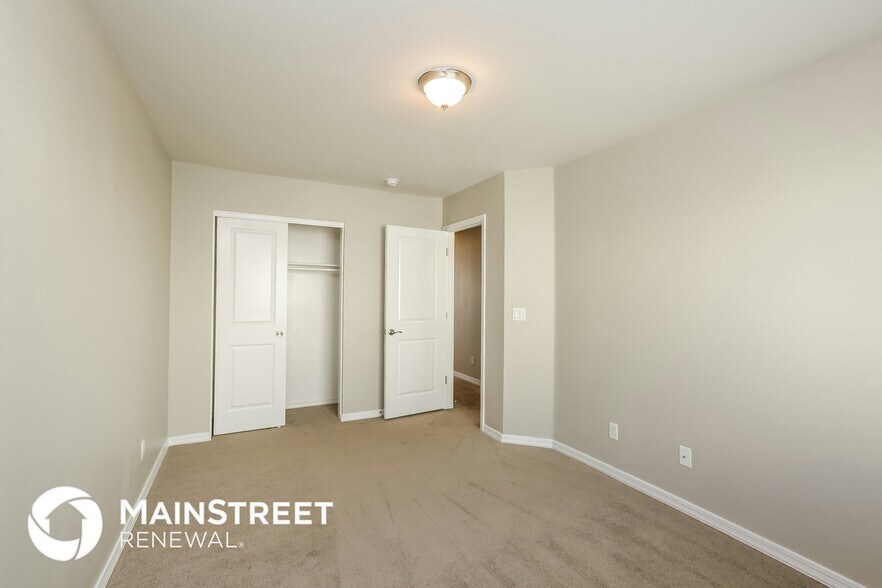 Building Photo - 2000 N 36th St