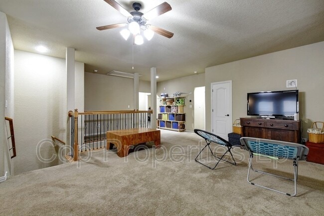 Building Photo - 1435 Sparrow Song