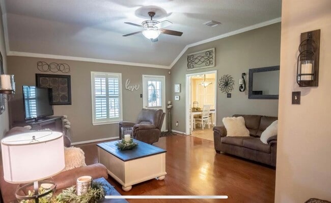 Building Photo - 4803 Black Stone St